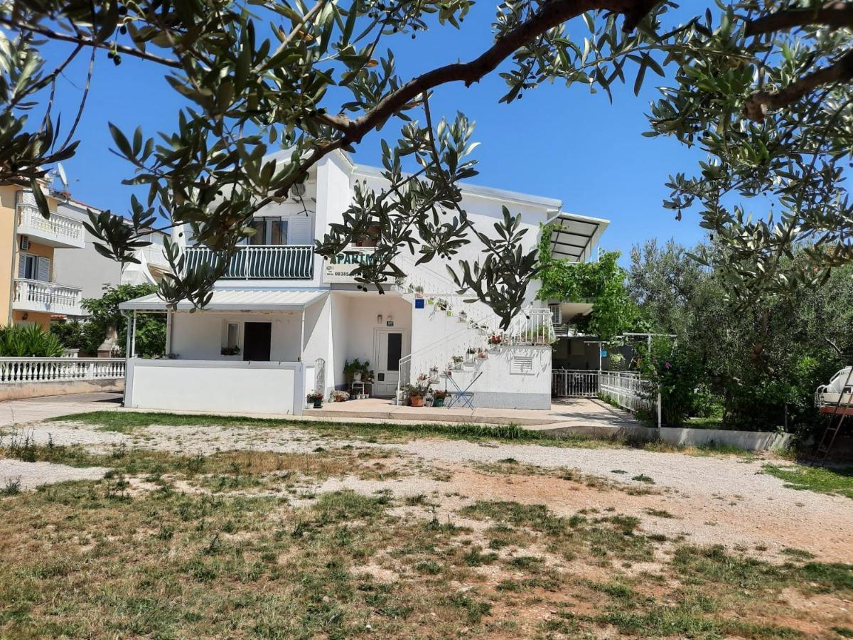 Apartmani Gracela Vodice Eksteriør bilde